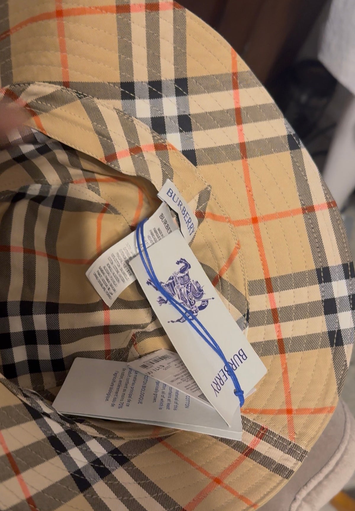 Burberry Gabardine Bucket Hat (M)  POOL BALLY GINGER (39), (3 final p)