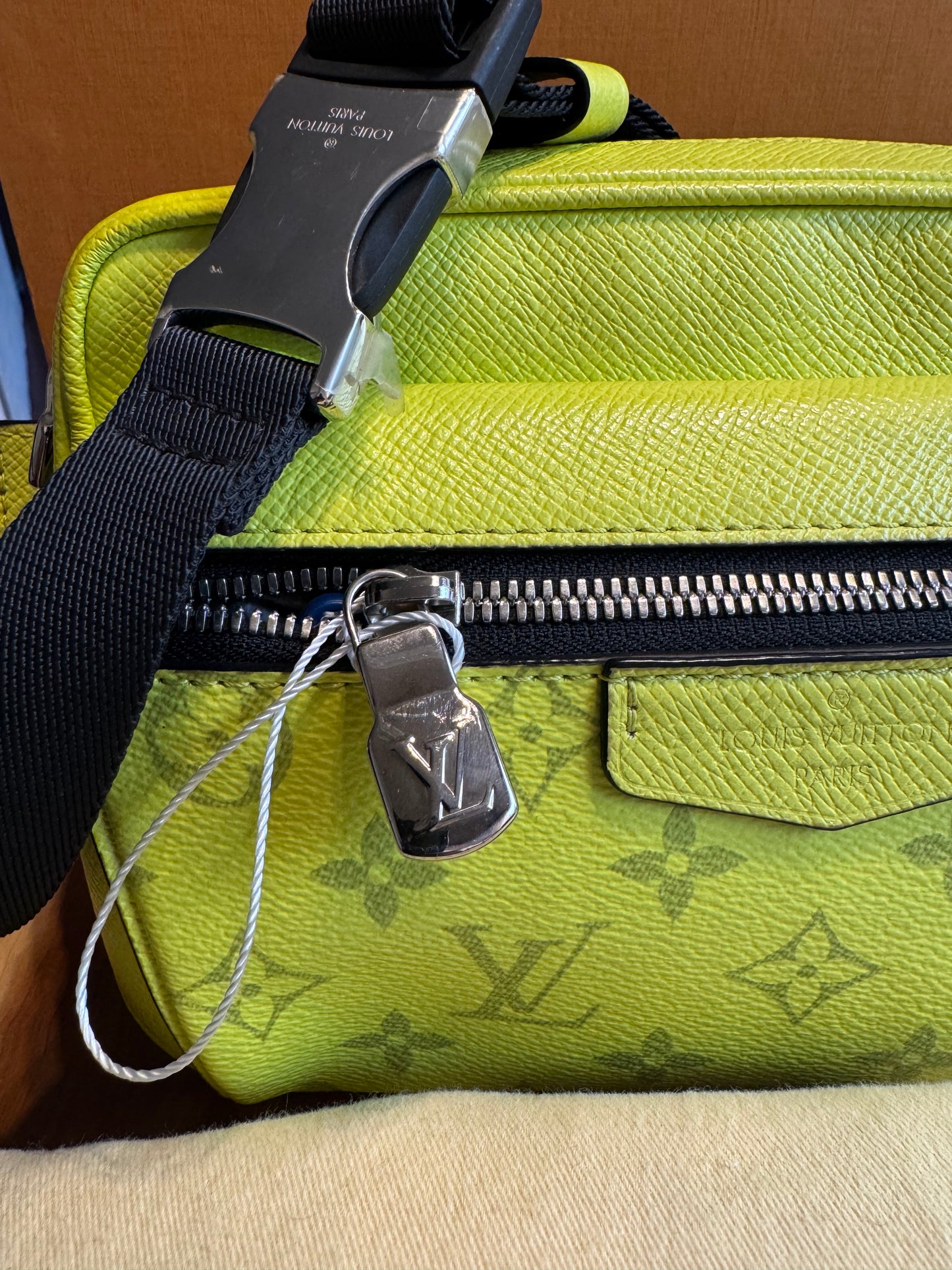 Louis Vuitton Outdoor Bumbag PM – Neon Yellow Monogram Eclipse – Unisex Crossbody