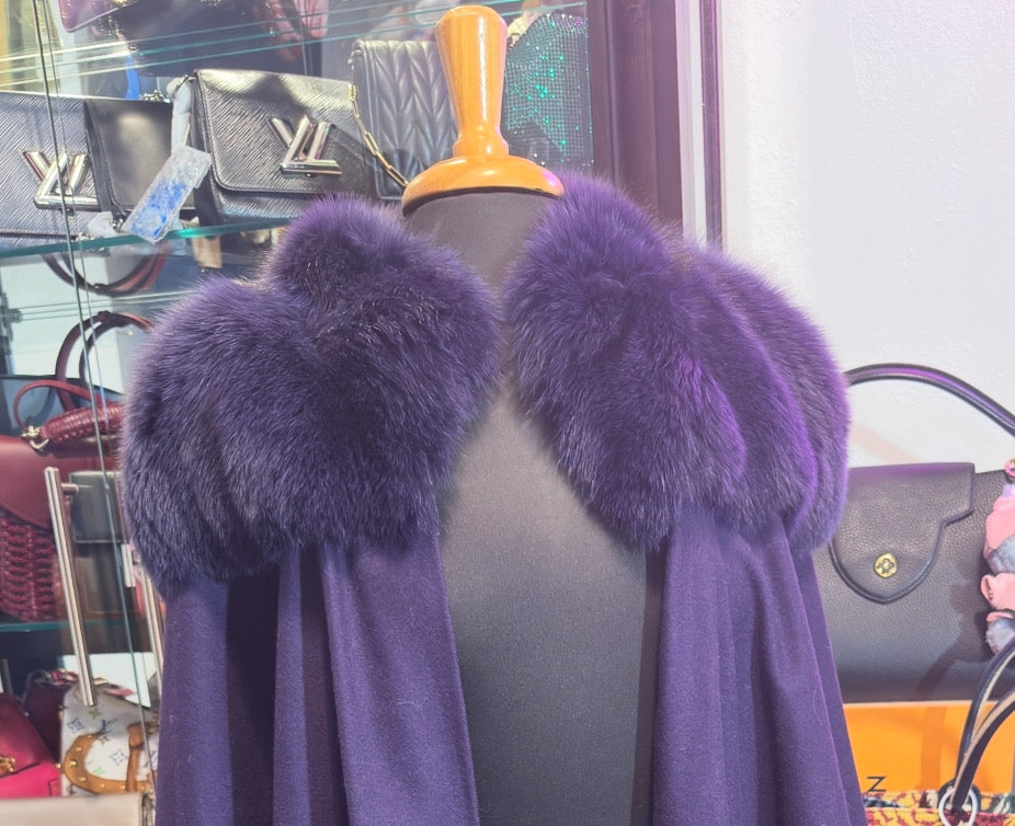 POLA AMIAN fox fur poncho