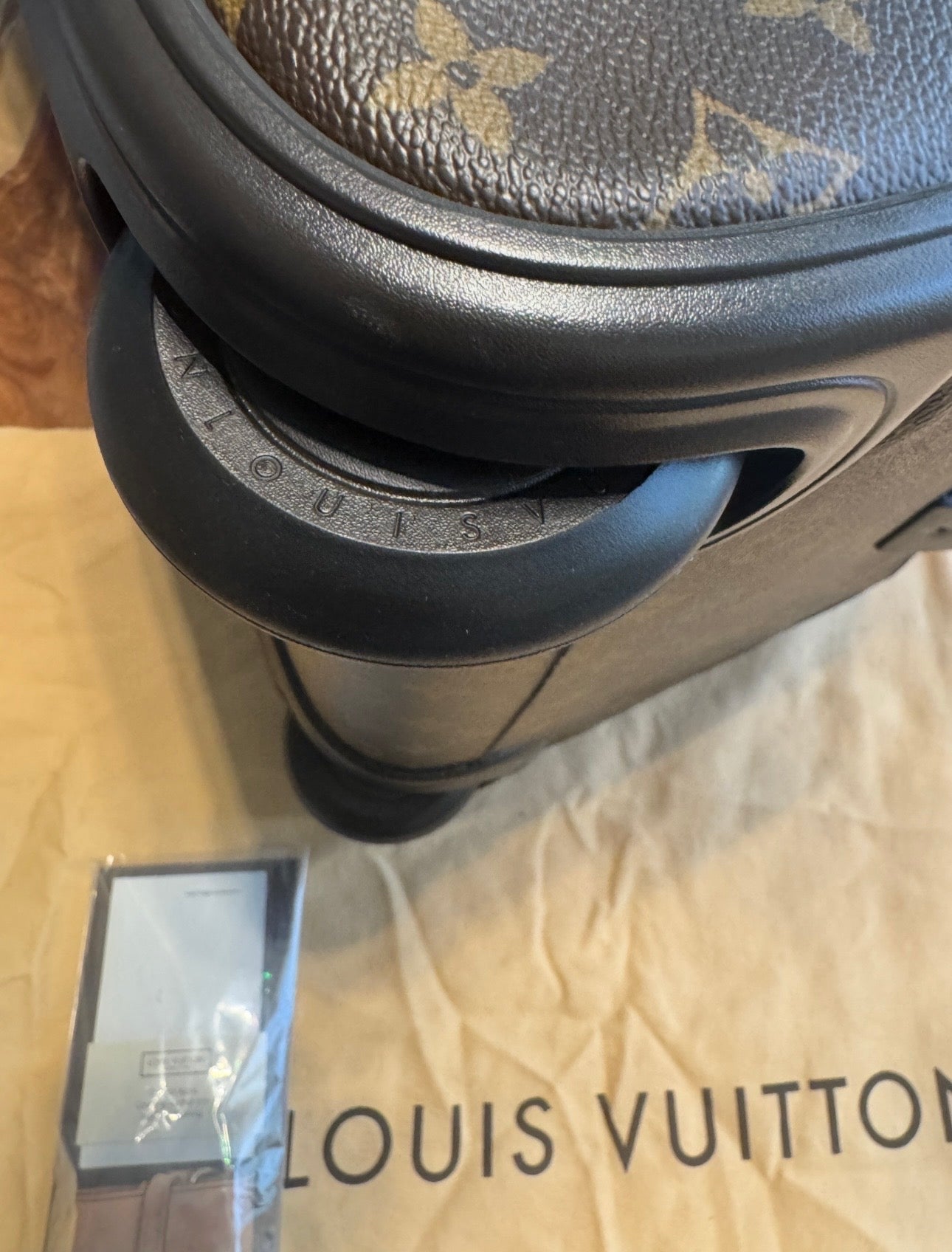 Louis Vuitton Monogram Eole 60 Rolling Luggage Bag