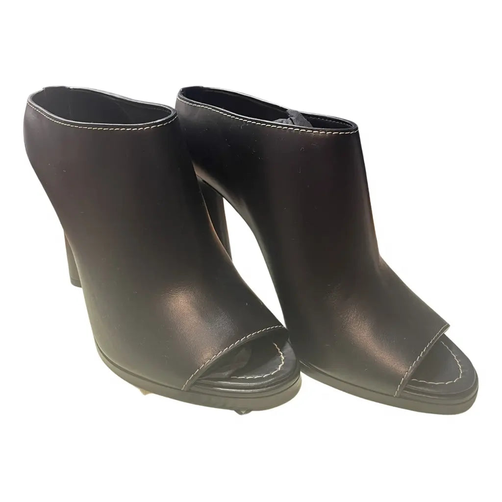 Black Burberry Mid Heels