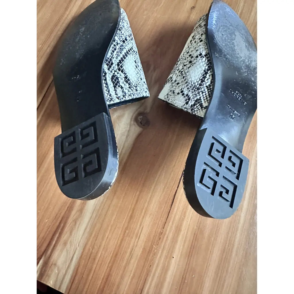 Black and White Givenchy Flats